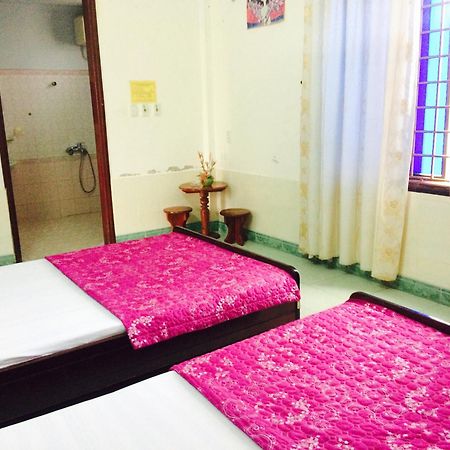 Hoa Phuong Guesthouse Dong Ha Bilik gambar